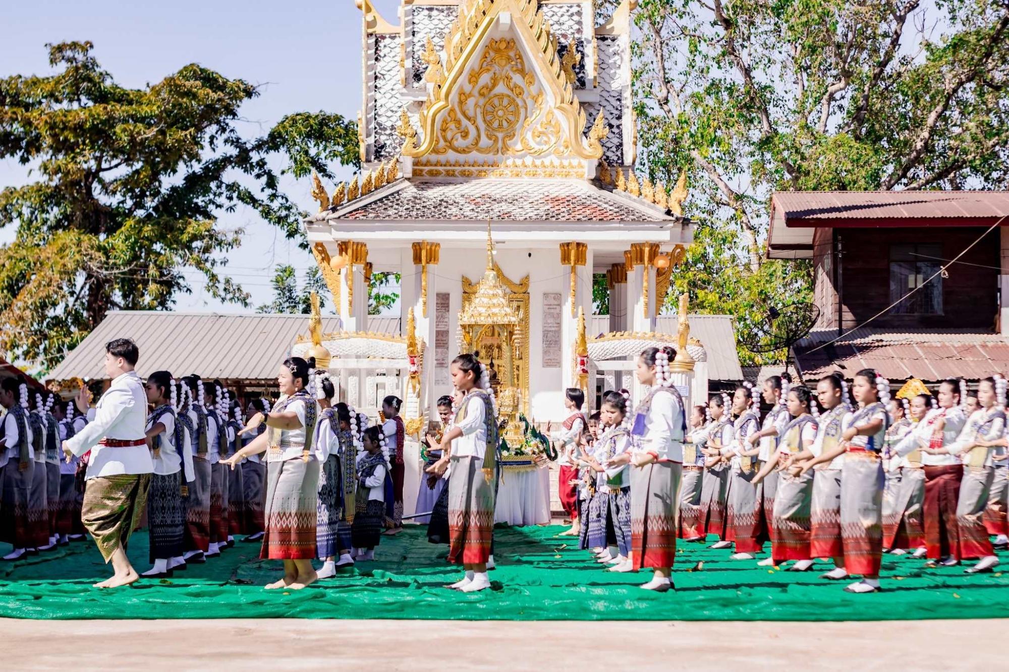 ‘งานสักการะหลวงพ่อพระเสี่ยง วัดเจริญศรี’ ประเพณีแห่งศรัทธาและความร่วมใจของประชาในท้องถิ่น