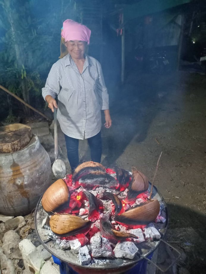 ‘เป็งม้ง ส่วยทมิน อาละหว่า’ จากต้นทางพม่า กลายมาเป็นขนมพื้นบ้านแม่ฮ่องสอน