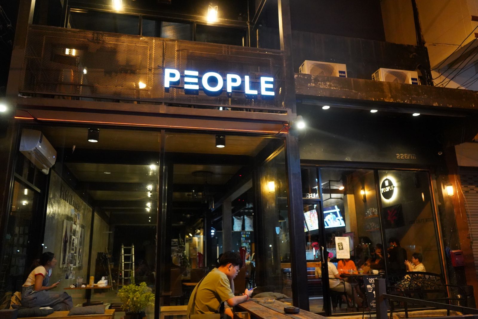 ‘People Brewery’ by ดาวดิน คราฟต์เบียร์ที่กำเนิดจากการชุมนุมและกำลังสู้เพื่อกระจายอำนาจ 